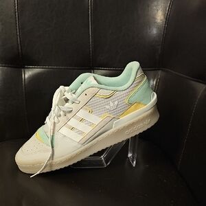 Adidas Mens White, Yellow, and Mint Sneakers. Adidad Forum Exhibit Low 2.
